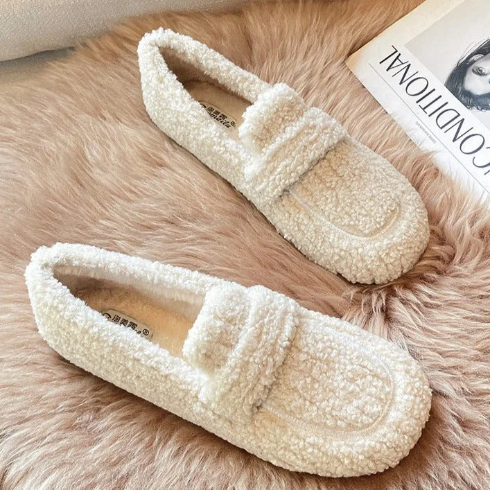 Women Faux-Fur Loafers Cute Winter Warm & Soft Plush Shoes