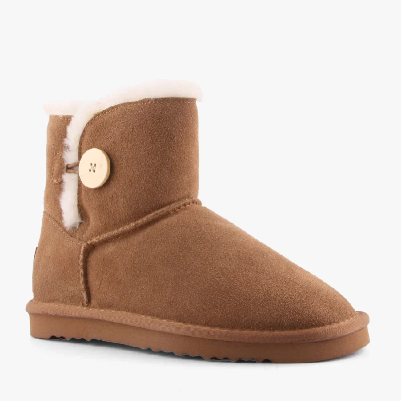 BUTTON UGG CHESTNUT