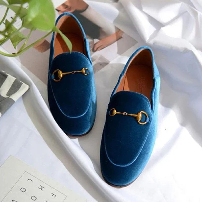 Women Classic Metal Buckle Velvet Loafers Flat Shoes