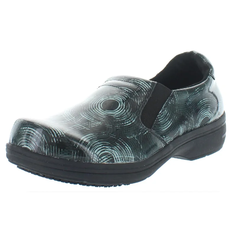 Easy Works by Easy Street Womens Bind Patent Leather Slip Resistant Clogs