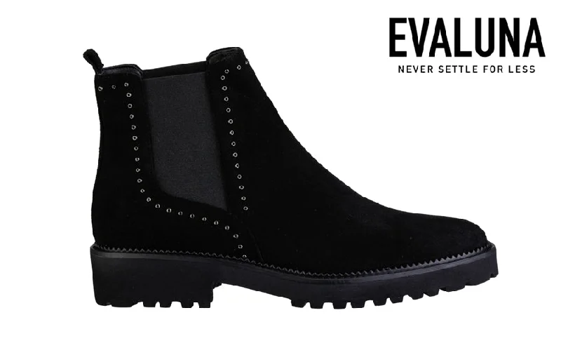 EVA STUDS BLACK